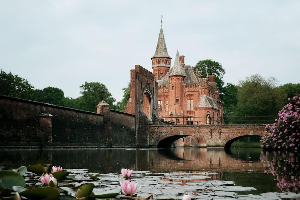 Castle Ten Berghe Chateau Bed & Breakfast